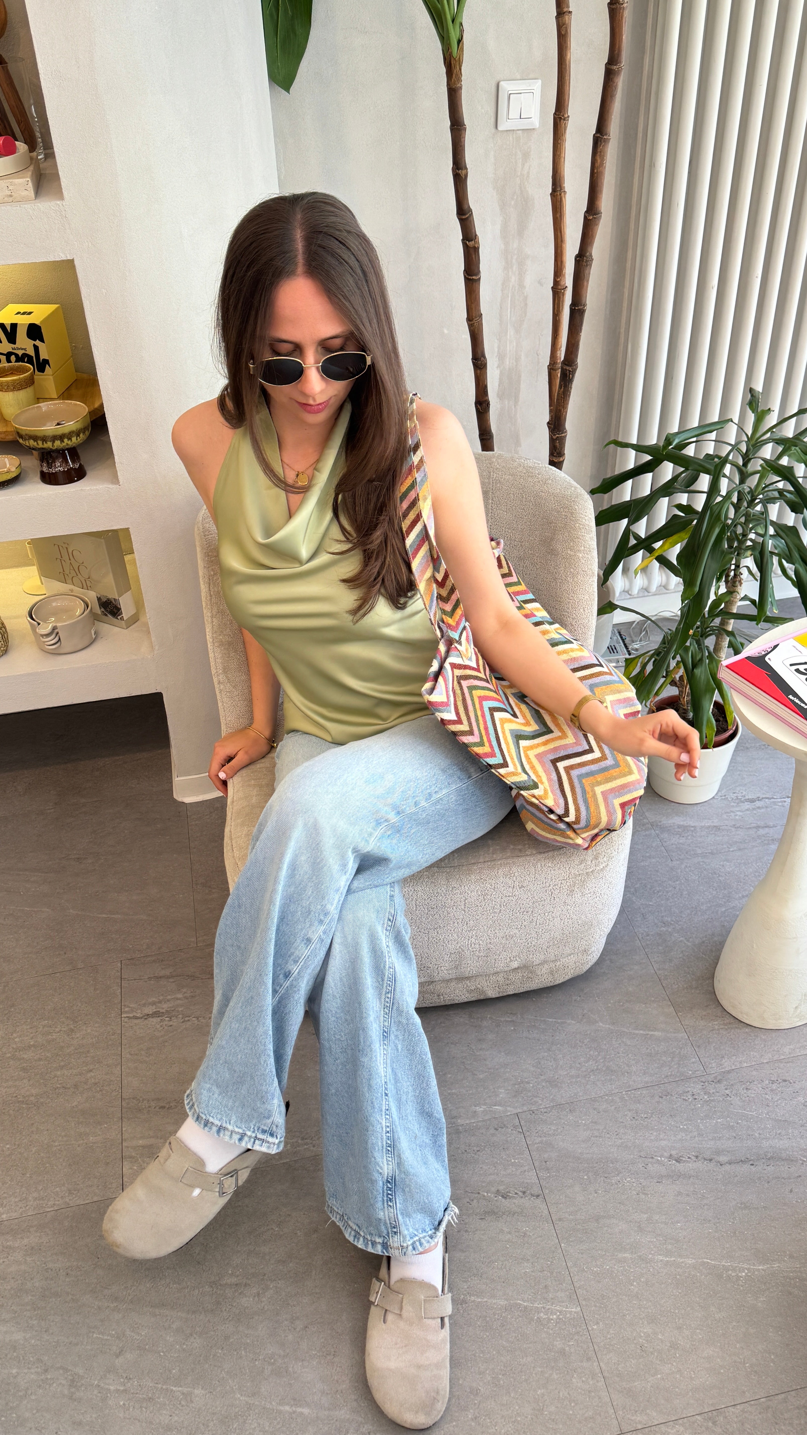 Top in Satinoptik - LUCIA green