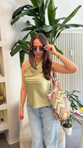 Top in Satinoptik - LUCIA green