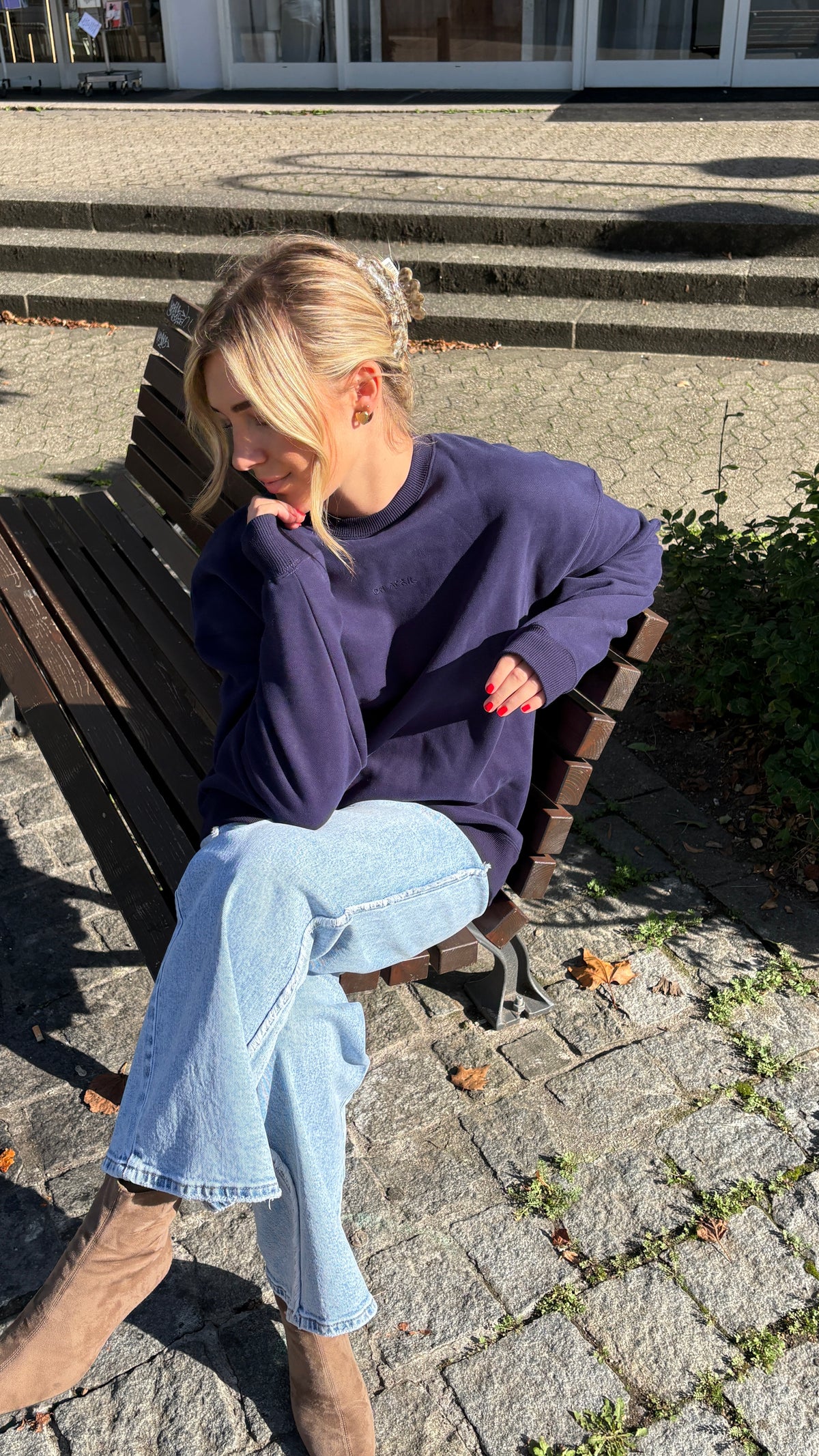 Oh April Sweater - BLUE