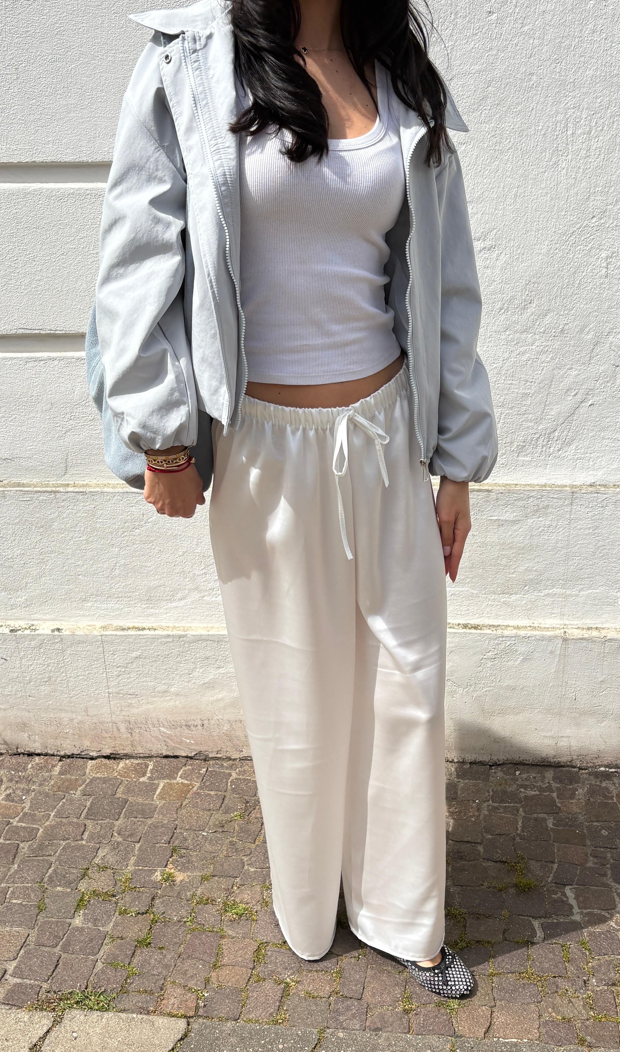 Hose in Satinoptik - CAMILLE white