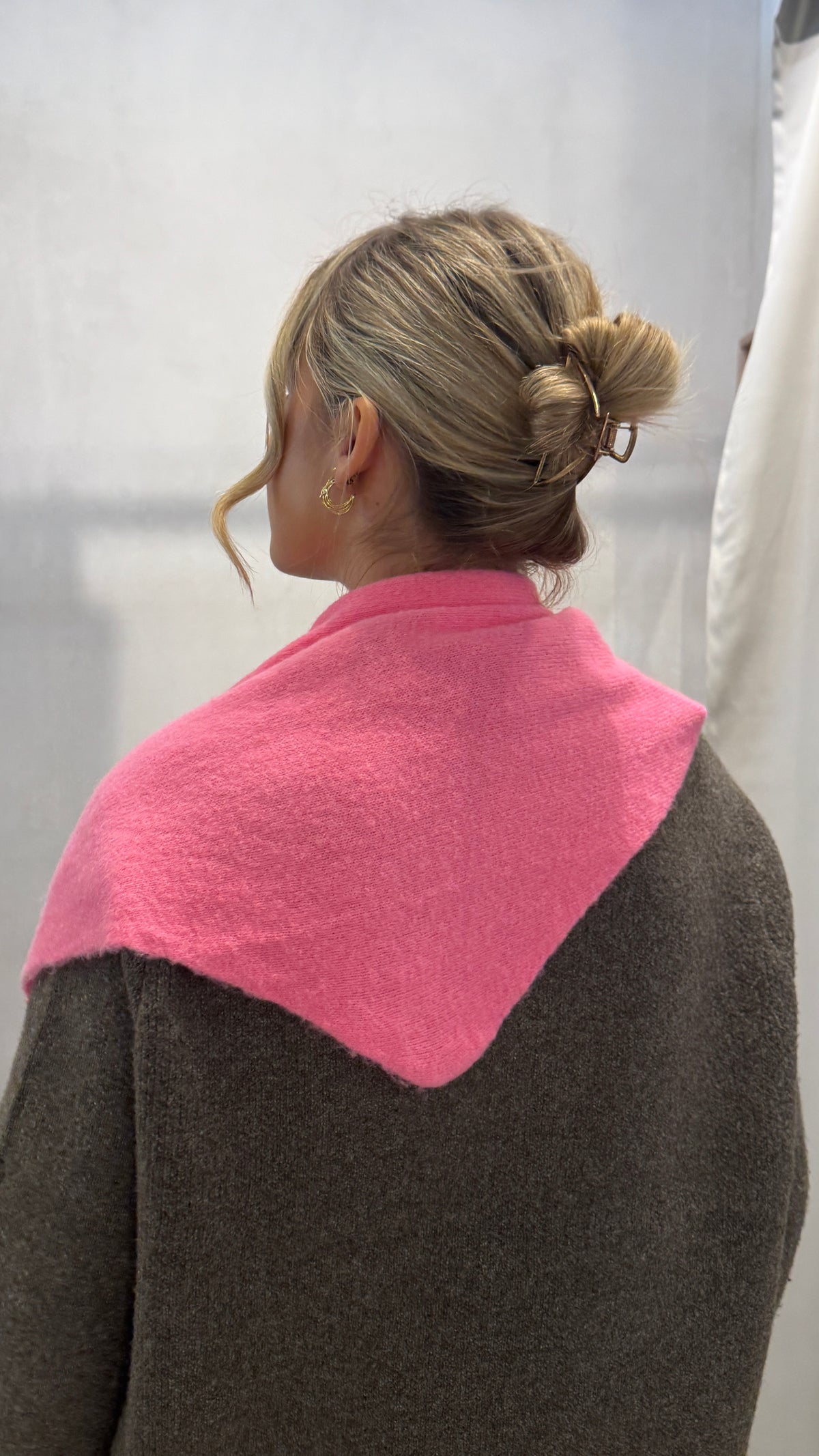 Triangle Scarf - Dora